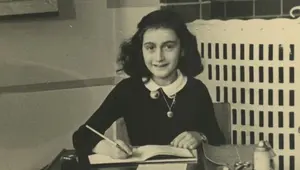 1 Agustus 1944: Anne Frank Tulis Catatan Terakhir Sebelum Ditangkap Nazi