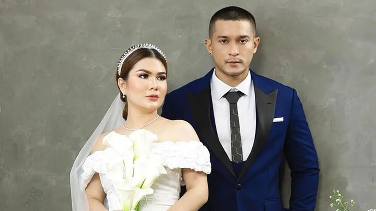 6 Momen Pernikahan Miller Khan dan Farina Rebecca, Digelar Tertutup di Bali