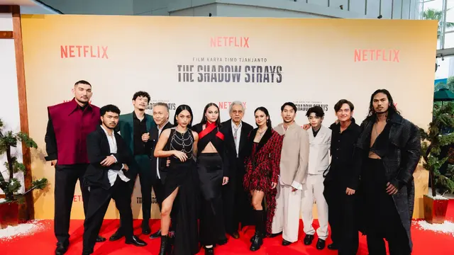 Para aktor dan Sutradara dalam Gala Premiere "The Shadow Strays" (Dok/Netflix)
