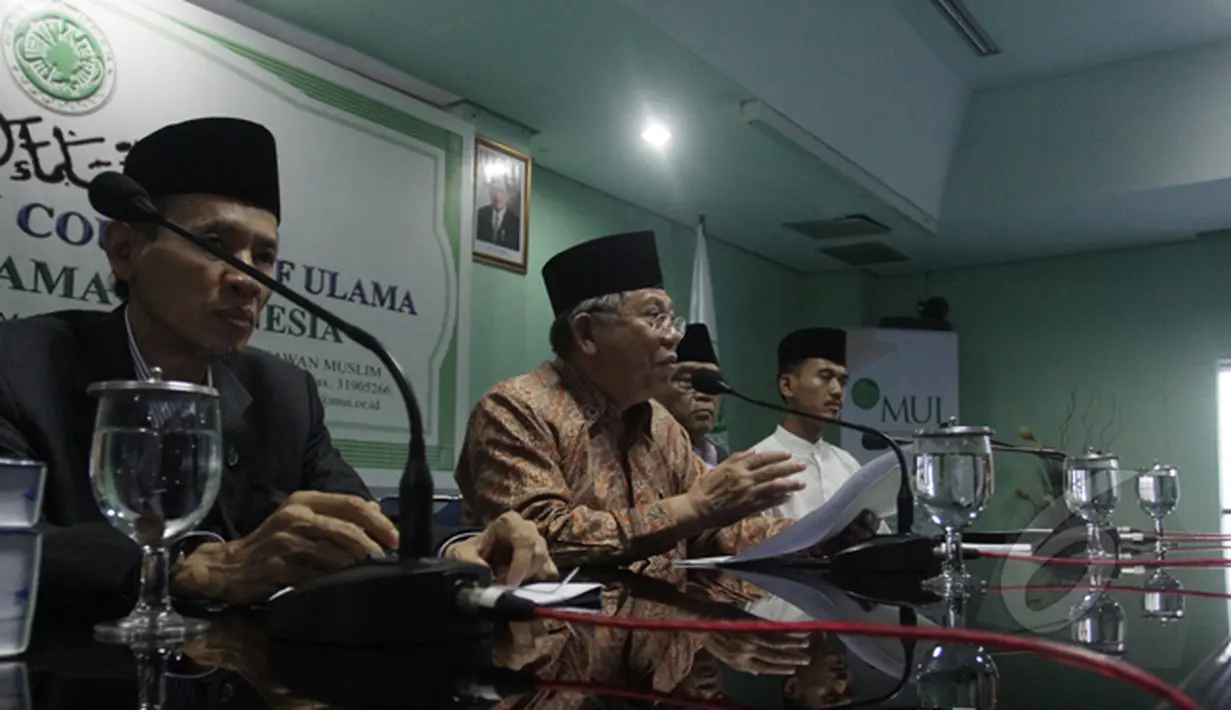 Majelis Ulama Indonesia (MUI) memberikan keterangan pers terkait kebijakan pemerintah tentang hukuman mati untuk terpidana kasus narkoba di Gedung MUI, Jakarta, Selasa (3/3/2015). (Liputan6.com/Faizal Fanani)