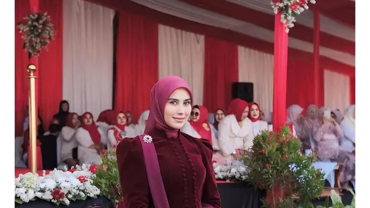 7 Potret Syahnaz Sadiqah di Upacara HUT ke-80 RI, Perdana sebagai Istri Bupati
