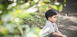 Anak yang lebih sabar berpeluang untuk berhasil dalam dunia akademis, mempertahankan persahabatan, dan tumbuh menjadi dewasa yang tidak mudah menyerah. (Foto/dok: Freepik/jcomp)