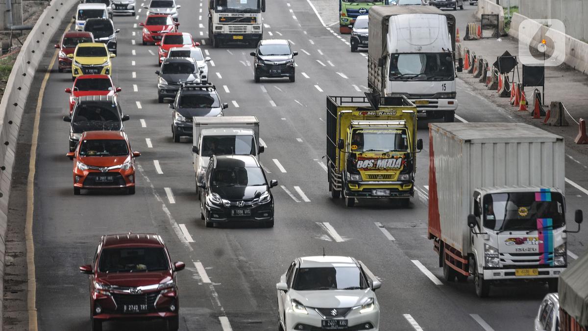 Jasa Marga: 711 Ribu Mobil Pulang ke Jabotabek, Naik 17,8% dari Lalu Lintas Normal