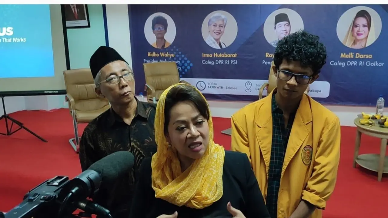 Calon Anggota Legislatif (Caleg) DPR RI Partai Golkar untuk Dapil Jabar III Melli Darsa saat menghadiri acara Diskusi Publik di Universitas Jayabaya, Jakarta. (Istimewa)