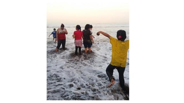 Minta Dieditin Foto Agar Orang Disekitarnya Hilang, 7 Hasilnya Malah Bikin Ngakak