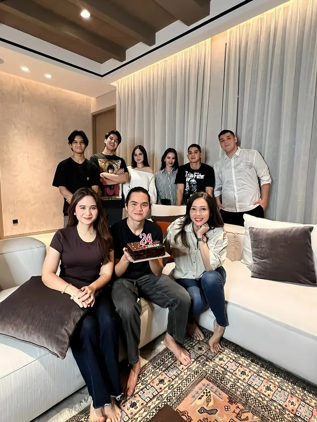 Gaya Alyssa Daguise, Syifa Hadju, dan Tissa Biani Rayakan Ultah Dul Jaelani, Tiga Calon Mantu Maia Estianty Kumpul Bareng