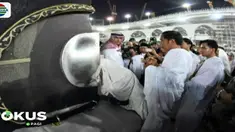 Dalam kesempatan ini, Presiden Jokowi bersama keluarga juga melakukan umrah di Mekah. Jokowi juga mendapat kesempatan untuk melihat isi Kabah.
