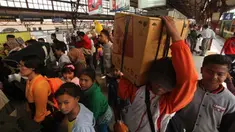 Jumlah pendatang baru dari daerah ke Jakarta diprediksi meningkat usai Lebaran 2015. Dinas Kependudukan dan Catatan Sipil (Disdukcapil) DKI Jakarta memprediksi peningkatan pendatang baru di Jakarta sekitar 3 persen