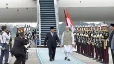 Momen Prabowo Sambut Kedatangan PM India Narendra Modi