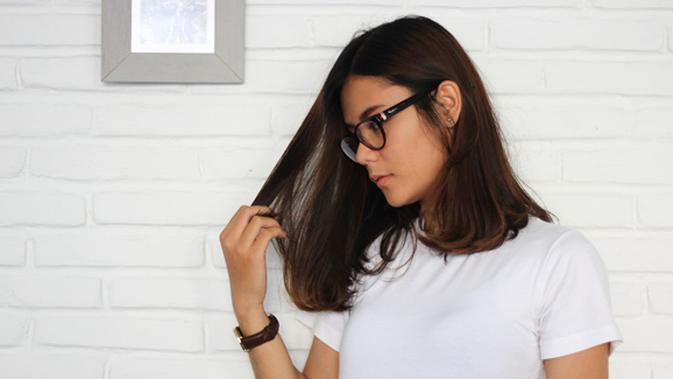Semir Rambut Diluar Didalam Beda Warna : Fgojs6m3w39m M ...