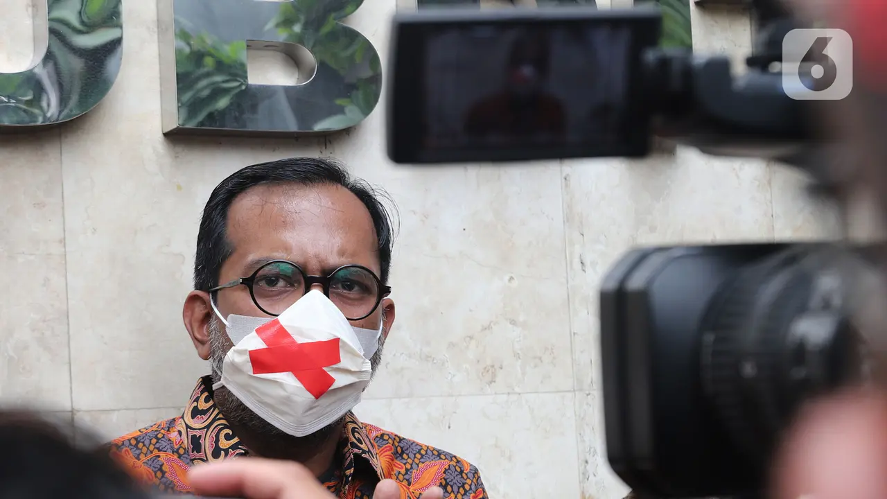 Haris Azhar Penuhi Panggilan Polda Metro Jaya