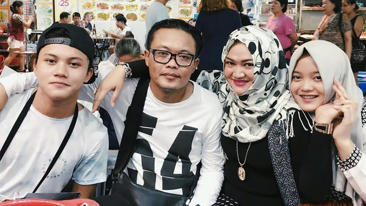 [Bintang] Sule dan Lina