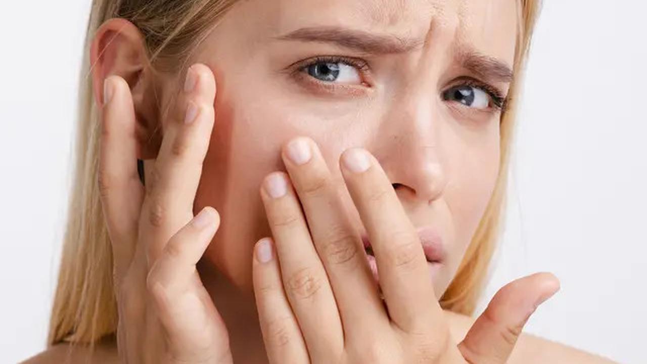 5 Dampak Negatif Cahaya Layar Hp bagi Kesehatan Kulit Wajah dan Tips Melindunginya