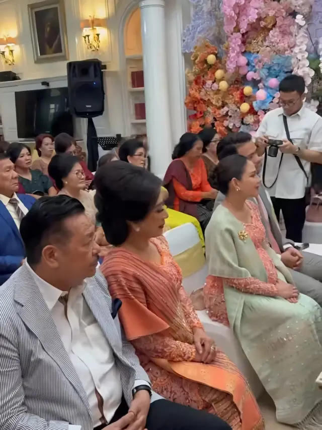 Jessica Mila Jalani Ritual 7 Bulanan Mambosuri