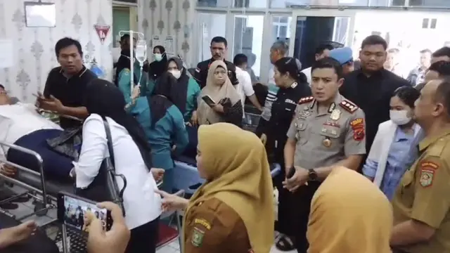 Suasana ramai RSUD Kisaran usai para murid diduga alami keracunan