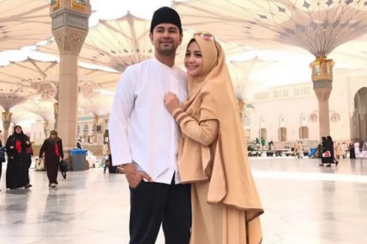 [Bintang] Raffi Ahmad dan Nagita Slavina
