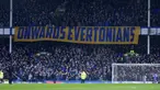 Suporter Everton membentangkan banner dalam laga lanjutan Piala FA 2024/2025 melawan Bournemouth di Goodison Park, Liverpool, Inggris, Minggu (09/02/2025) WIB. (AP Photo/PA/Peter Byrne)