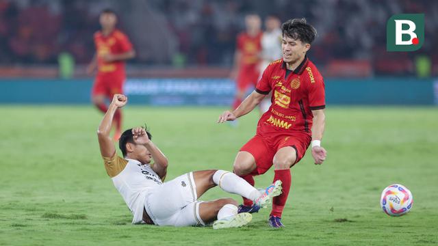 Foto: Kesulitan Menembus Pertahanan Dewa United, Persija Jakarta Hanya Mampu Imbang di SUGBK