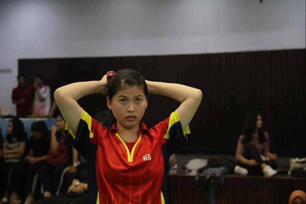 Mantan Atlet, Ini 7 Potret Sporty Mitzi Abigail Saat Bermain Bulu Tangkis