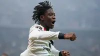 Kobbie Mainoo menjadi bintang dari kemenangan 2-0 Manchester United atas FCSB dalam laga matchday 8 League Phase Liga Europa 2024/2025 yang digelar di Arena Nationala, Jumat (31/1/2025) dini hari WIB. (AP Photo/Andreea Alexandru)