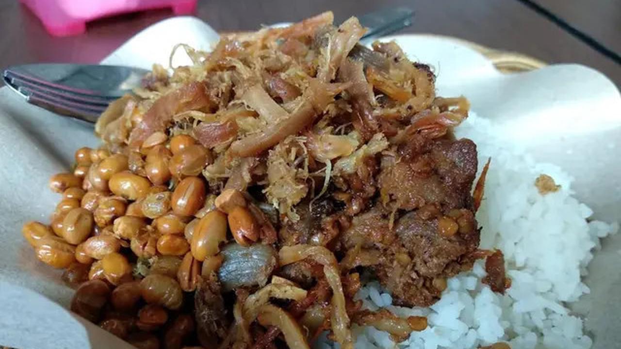 15 Rekomendasi Tempat Makan Enak di Lombok Dekat Bandara Terfavorit 2025