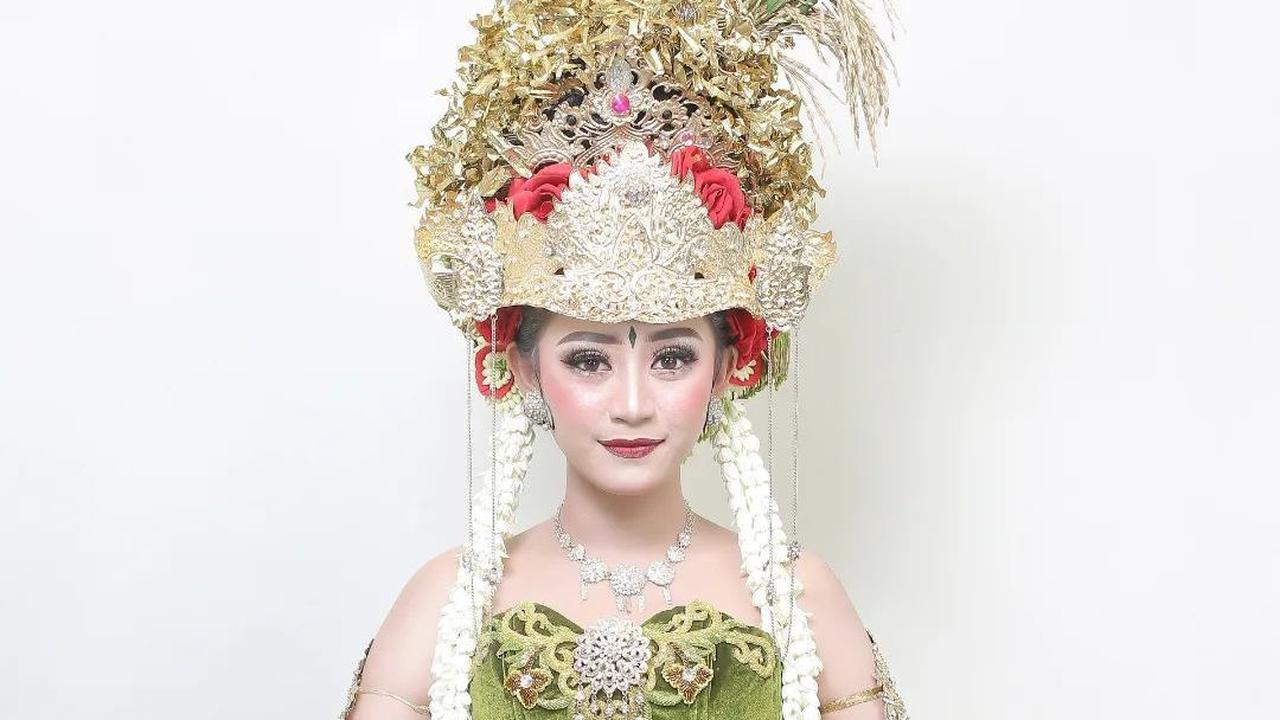 Busana Pengantin Mupus Braen Blambangan asal Banyuwangi jadi salah satu busana terbaik pilihan Presiden Republik Indonesia Joko Widodo pada perayaan Hari Ulang Tahun ke-78 Kemerdekaan RI , Kamis (17/8/2023).
