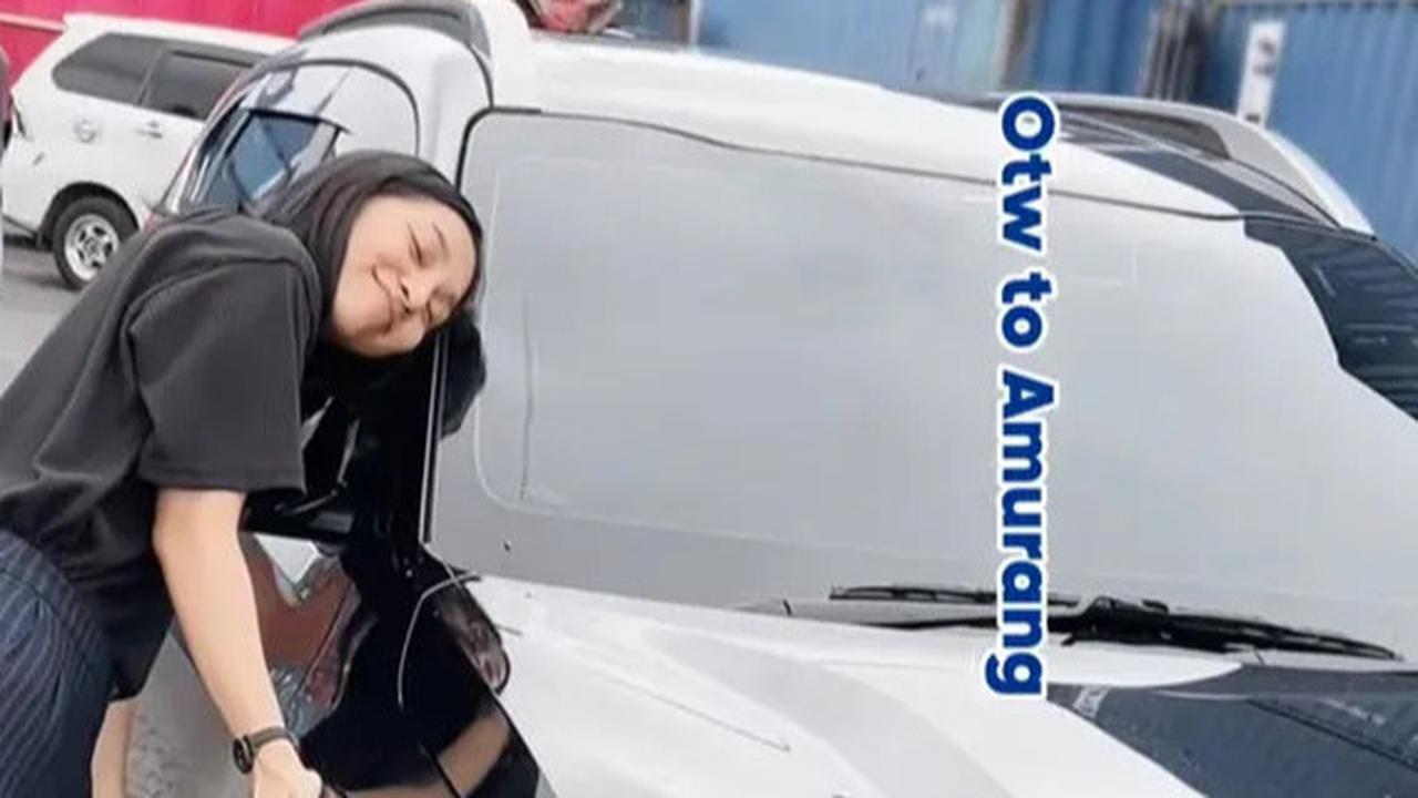 Pulang Kampung ke Manado, Harini Sondakh Kirim Mobil Mewah Kesayangan Pakai Kargo dari Jakarta