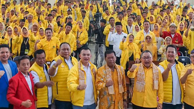 Partai Golkar memiliki ambisi besar terhadap pemenangan pasangan bakal calon bupati (cabup) dan calon wakil bupati Majalengka Eman Suherman-Dena Muhamad Ramdhan di Pilbup Majalengka 2024.