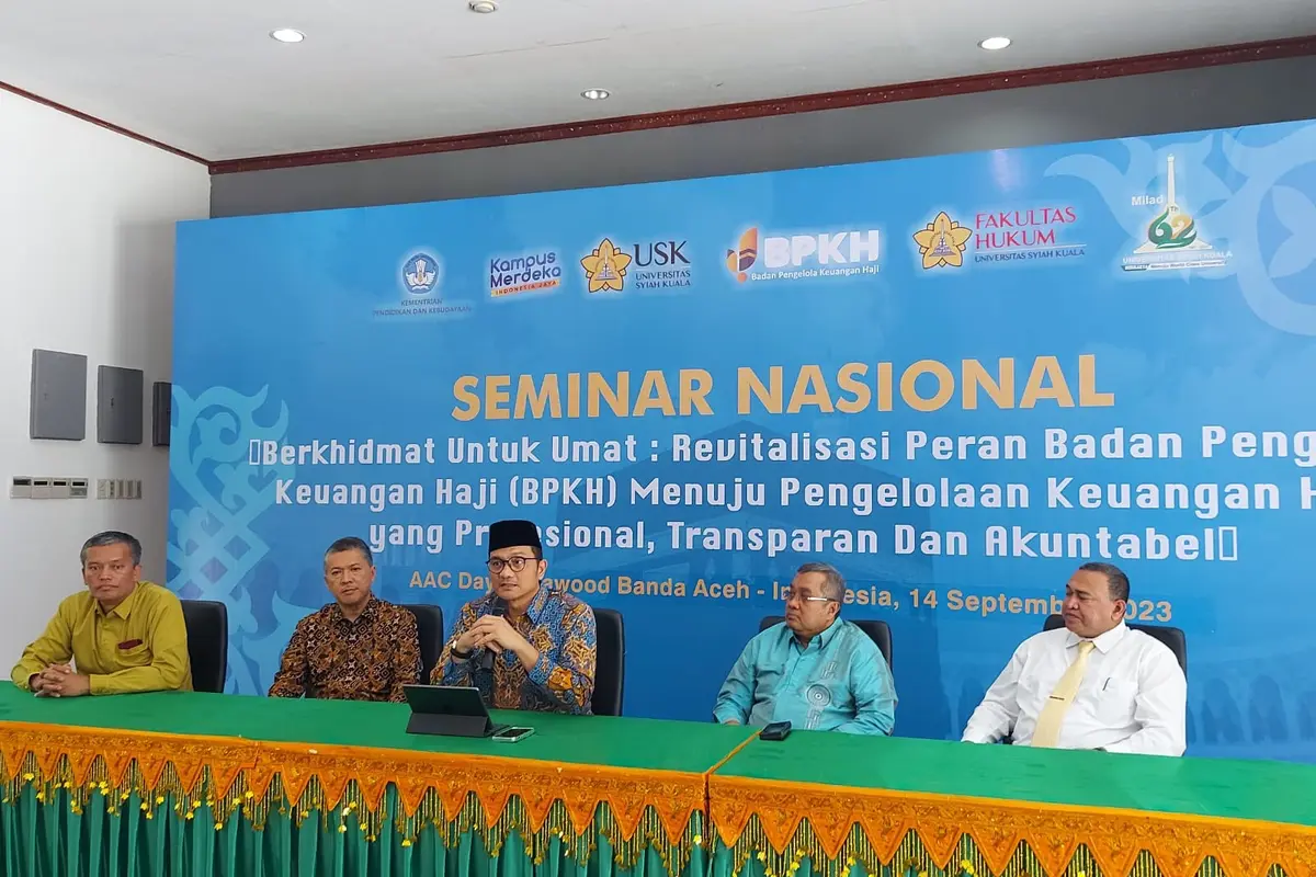 Badan Pengelola Keuangan Haji (BPKH) berkolaborasi dengan Universitas Syiah Kuala (USK) dalam seminar nasional di AAC Dayan Dawood, Banda Aceh, Kamis (14/9) (Istimewa)