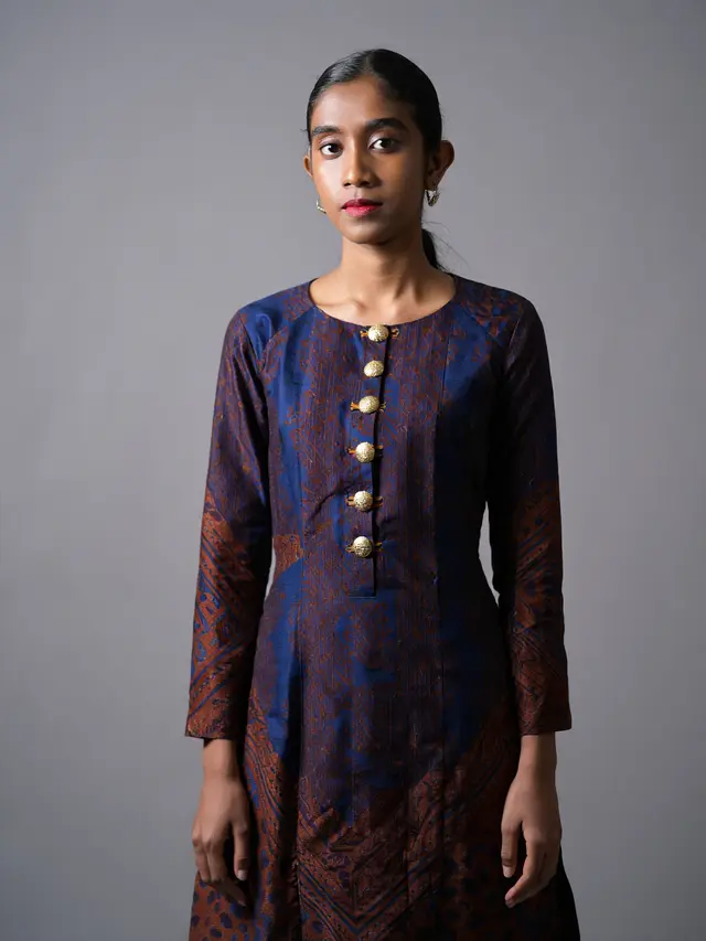 Inspirasi Model Batik Slimfit Wanita