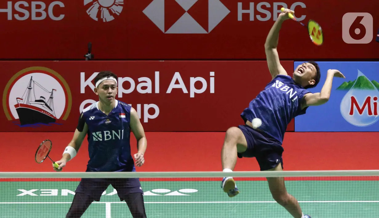 Alhasil, Rankireddy/Shetty  menutup gim pertama dalam kedudukan 21-13. (Liputan6.com/Herman Zakharia)