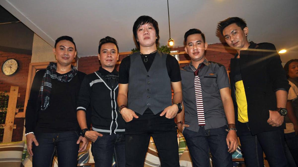 Akasaka Band Bermusik dengan Modal Jujur - ShowBiz Liputan6.com