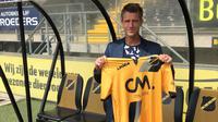 Frank Van Kempen saat diumumkan sebagai pelatih baru Jong NAC Breda pada 2018. (Dok. NAC Breda)