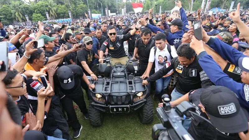 Begini Suasana Apel Siaga Jaga Agus-Sylvi di Senayan