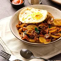 Ilustraso lontong goreng/copyright Fimela.com