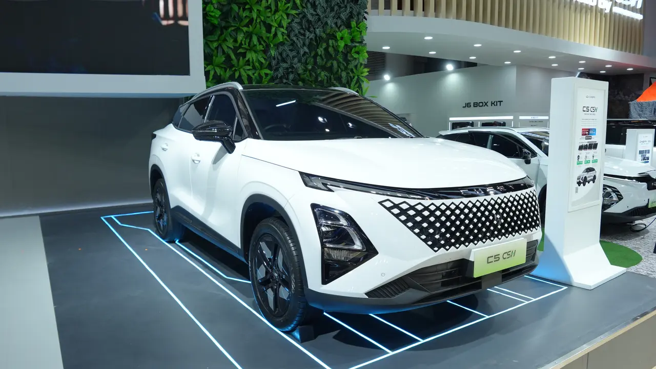 Jawaban Mobilitas Masyarakat Indonesia, Chery C5 CSH Hadirkan SUV Hybrid Irit dan Nyaman
