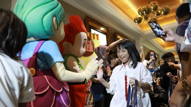 Arbani Yasiz nonton bareng film Kiko In the Deep Sea bareng anak-anak penyandang disabilitas dan Yatim Piatu