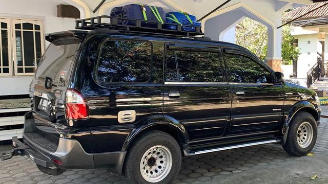 10 Potret Modifikasi Isuzu Panther, Raja Diesel yang Melegenda