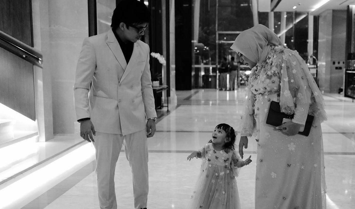 Ada juga yang menyebut jika Ameena tamoil begitu cantik. Potretnya bak princess.<br>