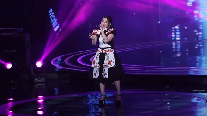 [Bintang] 5 Aksi Menarik Via Vallen di Indonesian Idol 2018