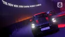 Tampilan mobil model terbaru MINI John Cooper Works (JCW) dipamerkan saat peluncuran di Jakarta, Jumat (23/5/2025). (Liputan6.com/Herman Zakharia)
