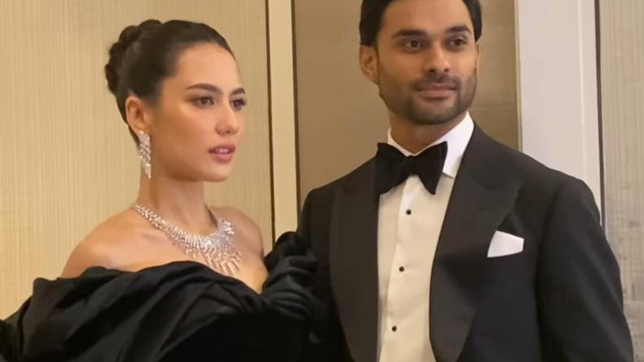 Kemewahan Resepsi Pevita Pearce di Malaysia, Dua Gaun Elegan dan Aura Pengantin Bersinar