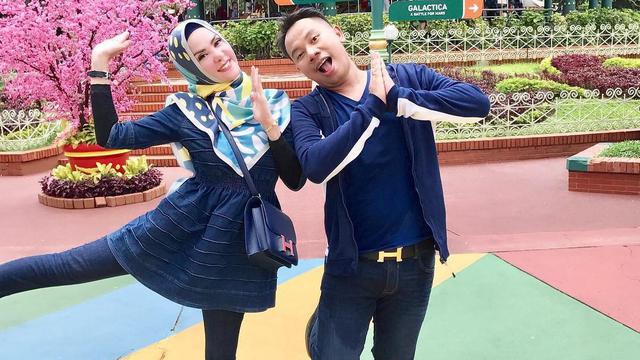 [Bintang] Vicky Prasetyo dan Angel Lelga
