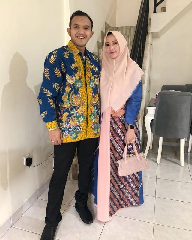 1. Cerai dari Indadari pada 2018, Caisar YKS menikah lagi dengan Almaratu Intan setelah enam bulan menduda.