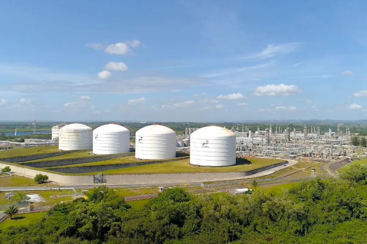 Kilang gas milik PT Badak NGL atau Badak LNG di Bontang, Kalimantan Timur.