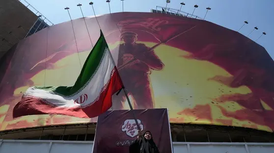 Iran Sebut 3 Pilotnya Ditahan Qatar, Minta ICRC Turun Tangan