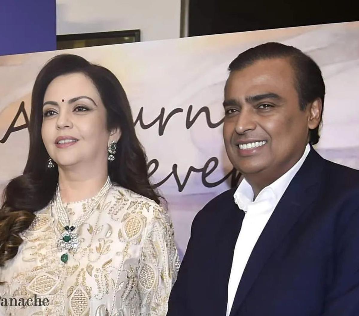 “Ini adalah perjanjian penting yang menandai era baru dalam industri hiburan India,” kata Mukesh Ambani.