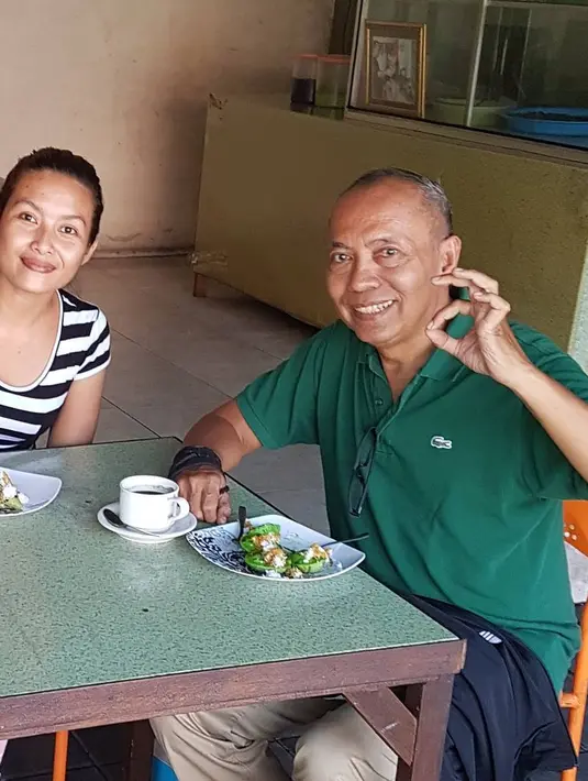 Belum lama ini, Pria kelahiran Surabaya 67 tahun silam itu baru saja menjalani operasi jantung. Netizen beramai-ramai mendoakan kesembuhan penyakitnya. (Instagram/maknyusbw)