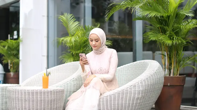 wanita february kenangan buruk