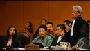 Adnan Buyung Nasution saat mengikuti jalannya persidangan sengketa pilpres yang keenam, Jakarta, Kamis (14/8/2014) (Liputan6.com/Andrian M Tunay)